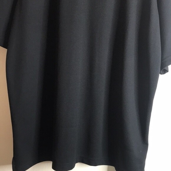 Antiqua black polo with bulls logo on front size XL - Picture 9 of 10